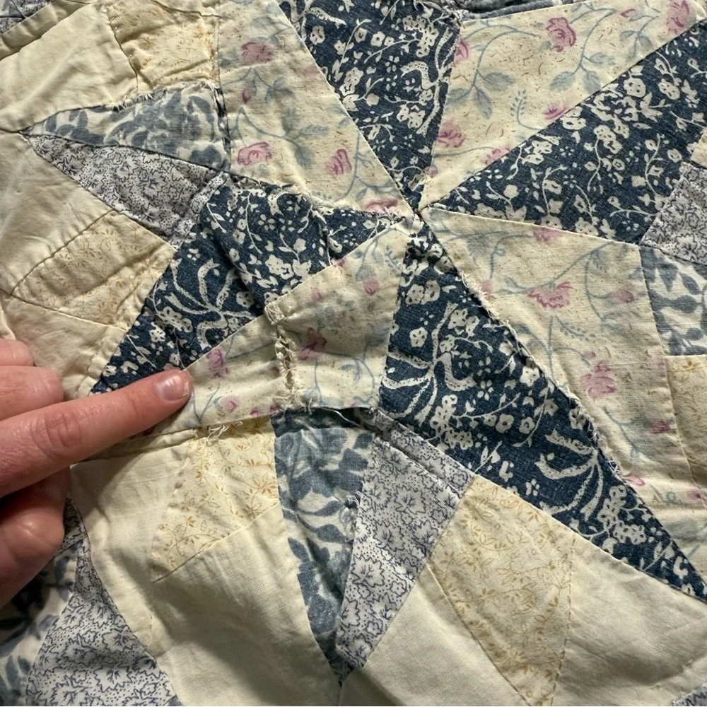 Vintage handmade star patchwork quilt + pillow sham set blue pink 80”x80”